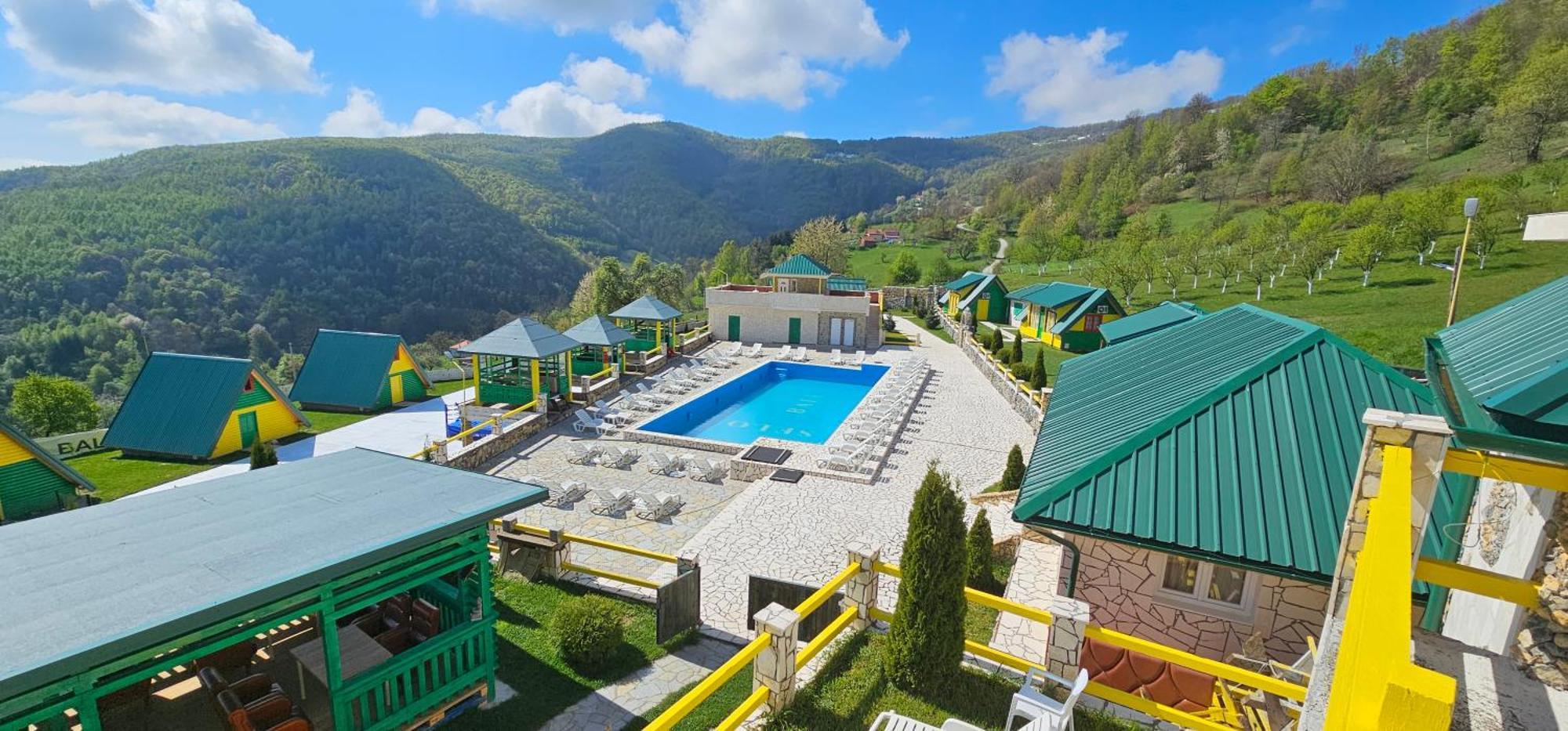 Hotel Bali Mountain resort Montenegro Bijelo Polje Buitenkant foto