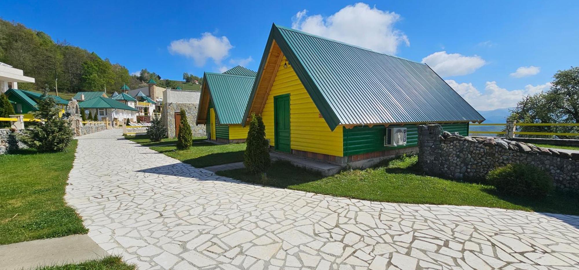 Hotel Bali Mountain resort Montenegro Bijelo Polje Buitenkant foto